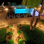 Maira Luxurious With Private Swimming Pool * Kórfos