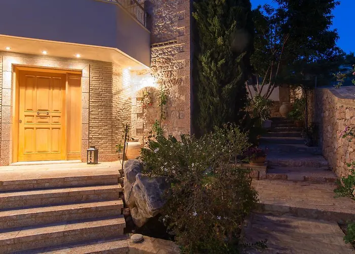 Villa Maira Luxurious With Private Swimming Pool Kórfos