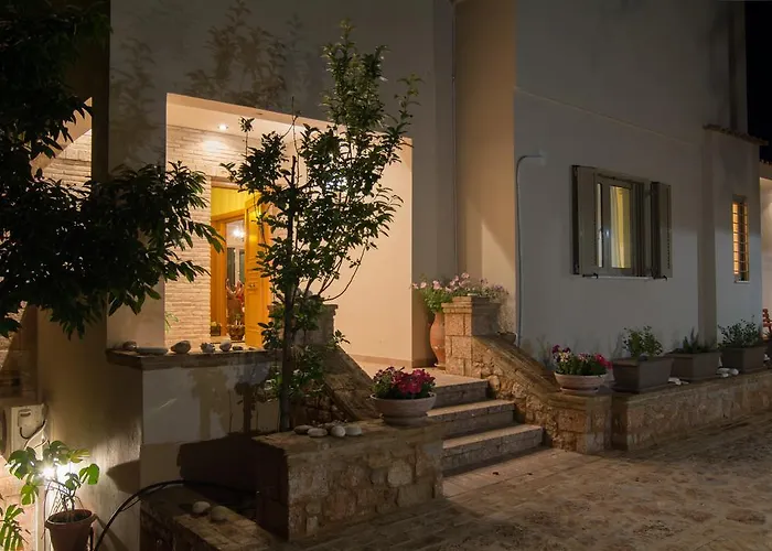 Maira Luxurious With Private Swimming Pool Vila