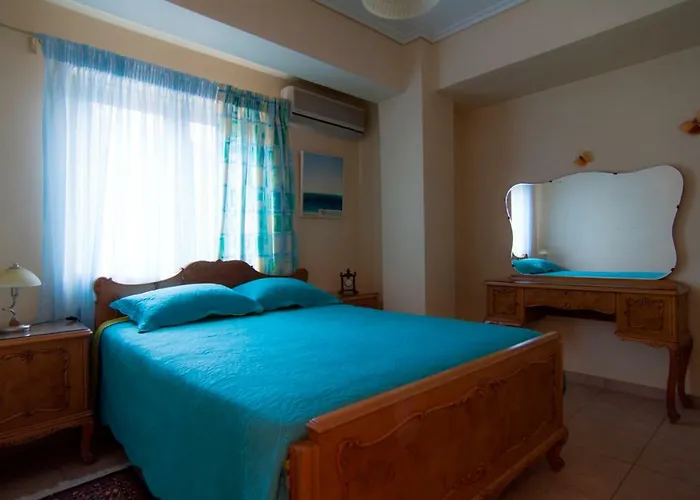 Maira Luxurious With Private Swimming Pool