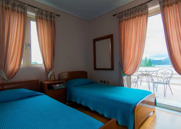 Maira Luxurious With Private Swimming Pool * Kórfos