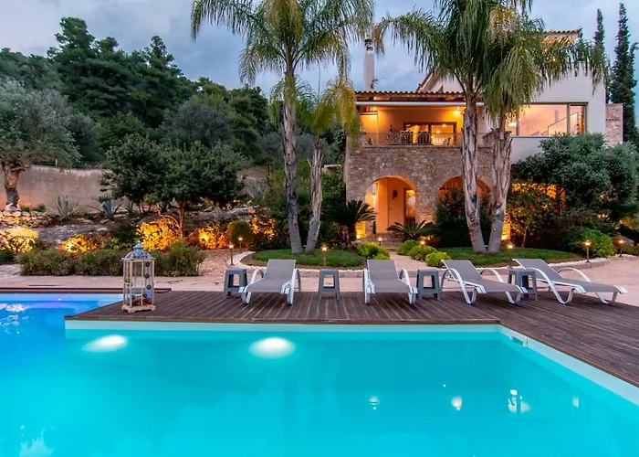 Maira Luxurious With Private Swimming Pool Вилла