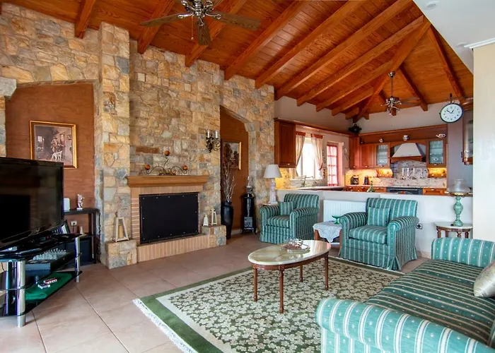 Villa Maira Luxurious With Private Swimming Pool Kórfos