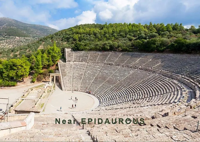 Maira Luxurious With Private Swimming Pool *